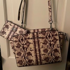 Michael Kors crossbody